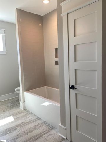 804 Batten Cottage Court, Boiling Springs, SC 29316