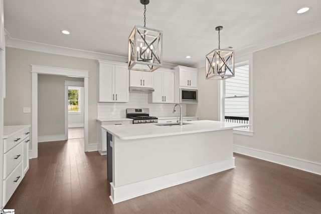 804 Batten Cottage Court, Boiling Springs, SC 29316