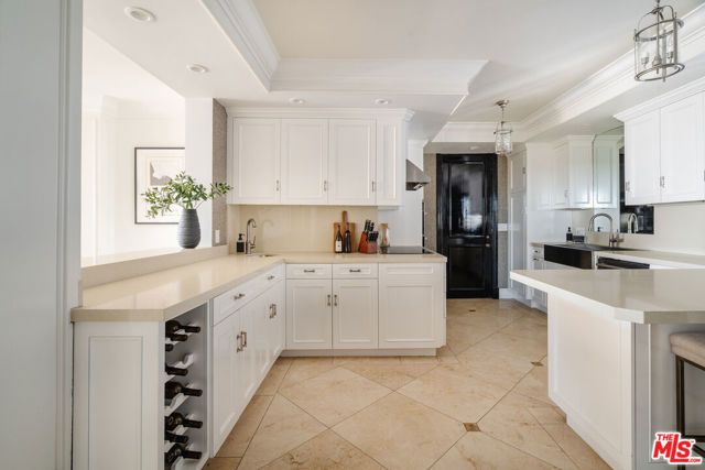 1100 Alta Loma Road 1405, West Hollywood, CA 90069