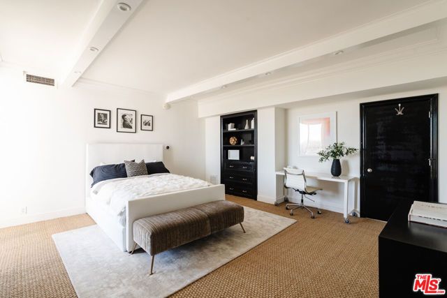 1100 Alta Loma Road 1405, West Hollywood, CA 90069