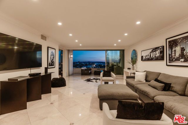 1100 Alta Loma Road 1405, West Hollywood, CA 90069