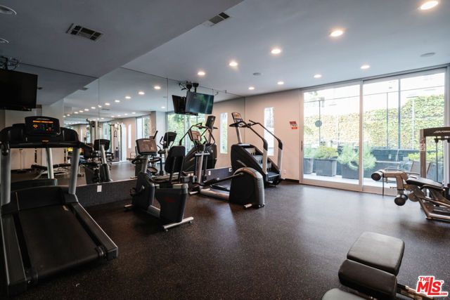 1100 Alta Loma Road 1405, West Hollywood, CA 90069