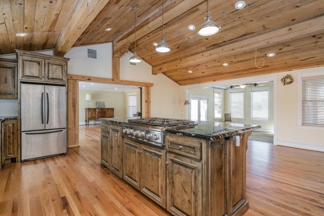 200 S Avondale Street, Amarillo, TX 79106