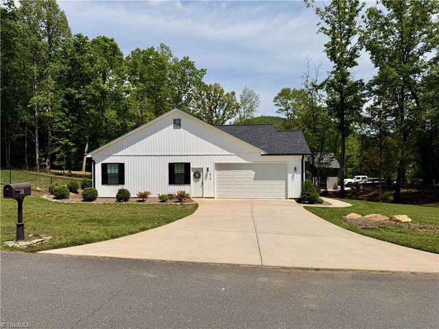 810 Hidden Court, Asheboro, NC 27205