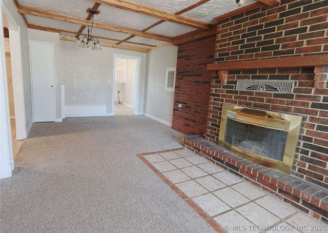 606 S Lincoln Avenue, Wagoner, OK 74467