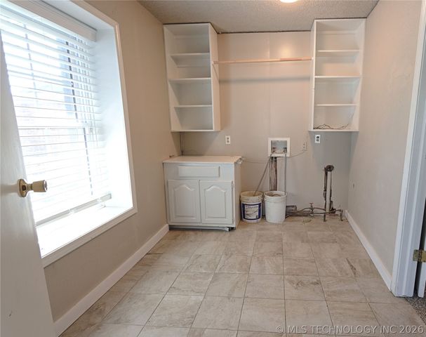 606 S Lincoln Avenue, Wagoner, OK 74467