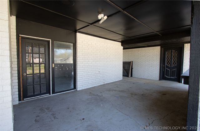 606 S Lincoln Avenue, Wagoner, OK 74467