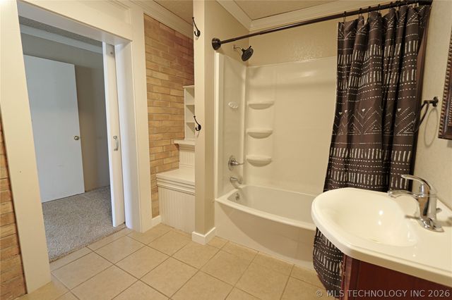 606 S Lincoln Avenue, Wagoner, OK 74467