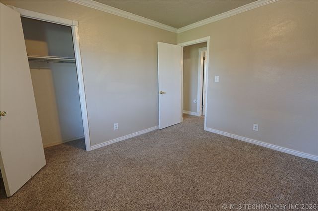 606 S Lincoln Avenue, Wagoner, OK 74467