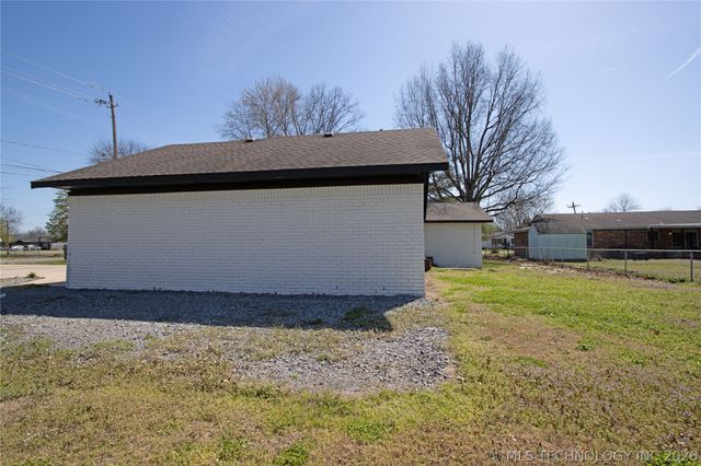 606 S Lincoln Avenue, Wagoner, OK 74467