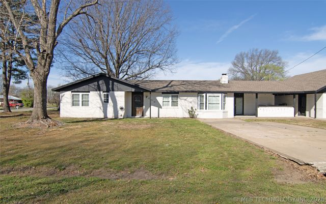 606 S Lincoln Avenue, Wagoner, OK 74467