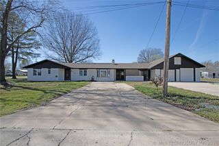606 S Lincoln Avenue, Wagoner, OK 74467