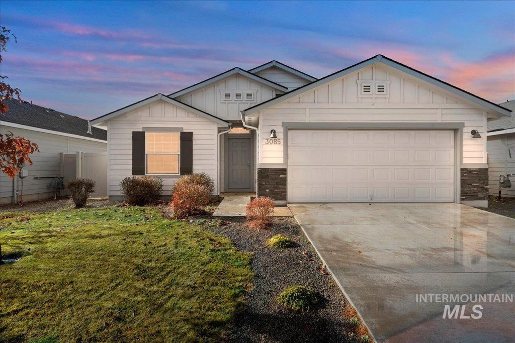 3085 N Saratov Way, Kuna, ID 83634