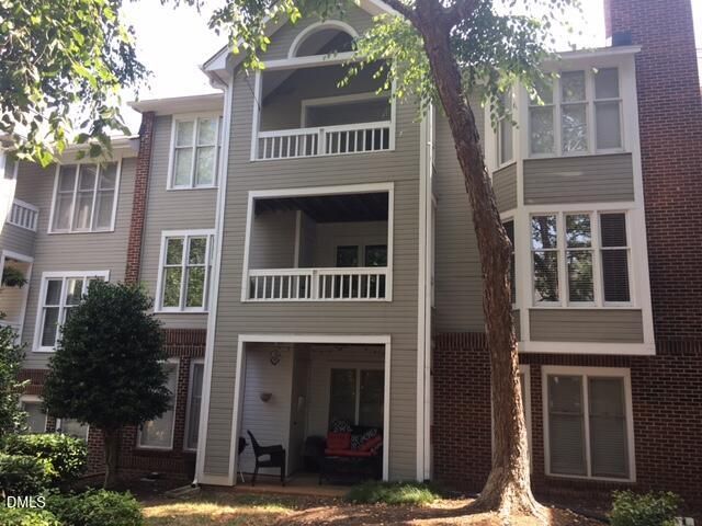 1061 Wirewood Drive 203, Raleigh, NC 27605