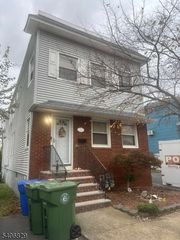 21 Main St, Linden City, NJ 07036