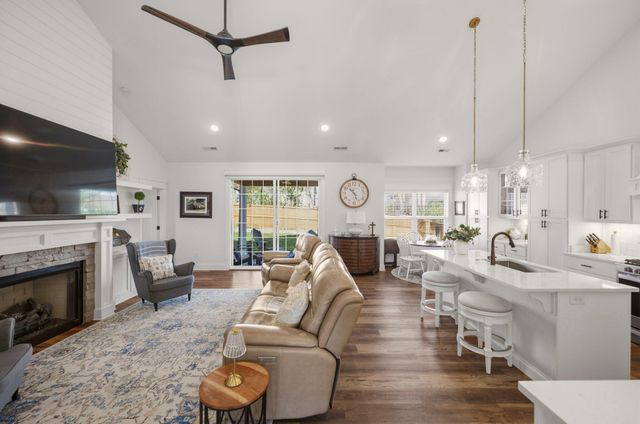 115 Bill Perkins Lane, Georgetown, KY 40324