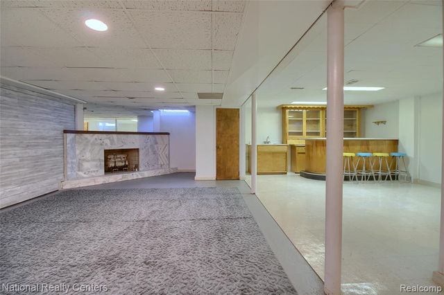 6511 Henry Ruff Road, Garden City, MI 48135