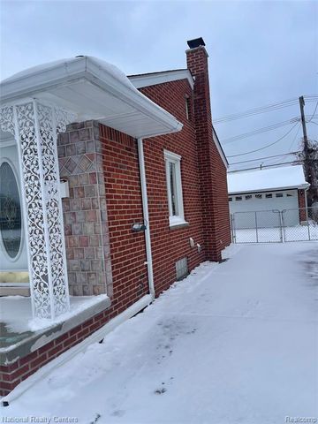 6511 Henry Ruff Road, Garden City, MI 48135