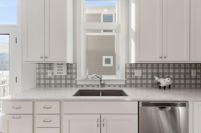 242 Cavelier Avenue, St. Joseph, MI 49085