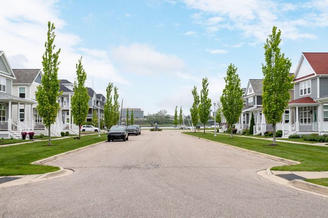 242 Cavelier Avenue, St. Joseph, MI 49085