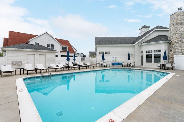 242 Cavelier Avenue, St. Joseph, MI 49085