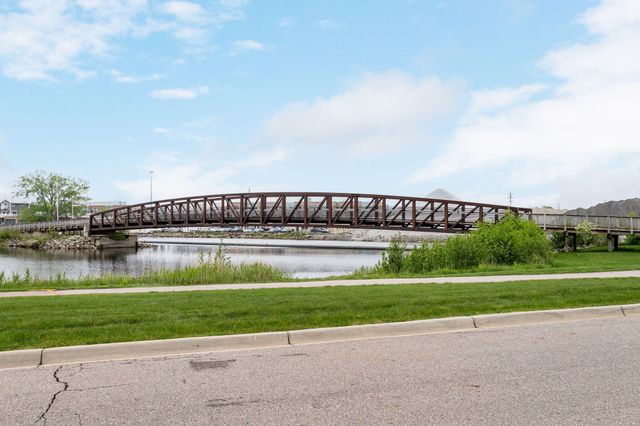 242 Cavelier Avenue, St. Joseph, MI 49085