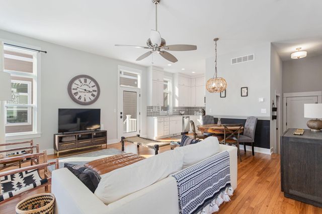 242 Cavelier Avenue, St. Joseph, MI 49085