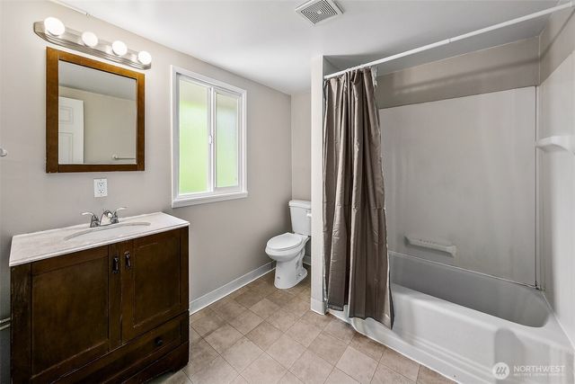 1201 E Denny Way, Seattle, WA 98122