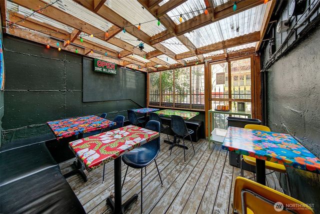 1201 E Denny Way, Seattle, WA 98122