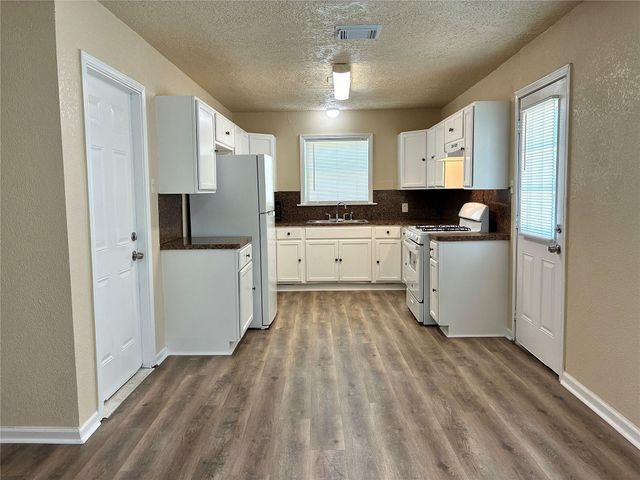 631 Roper Street, Houston, TX 77034