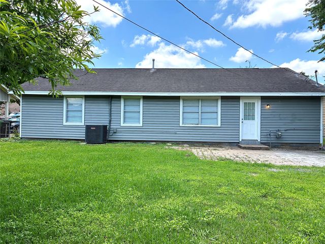 631 Roper Street, Houston, TX 77034
