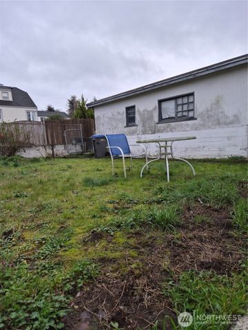 314 Bryan Avenue, Bremerton, WA 98312