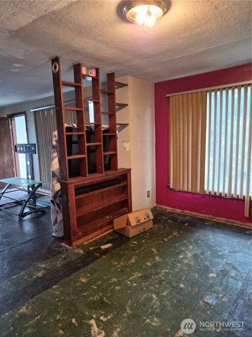 314 Bryan Avenue, Bremerton, WA 98312