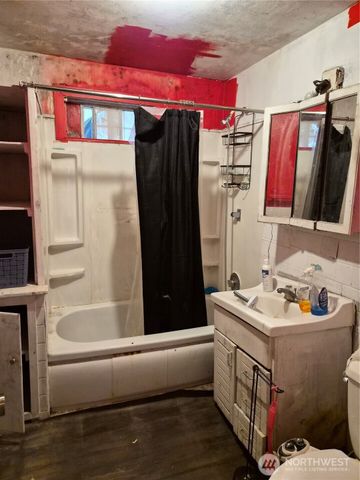 314 Bryan Avenue, Bremerton, WA 98312