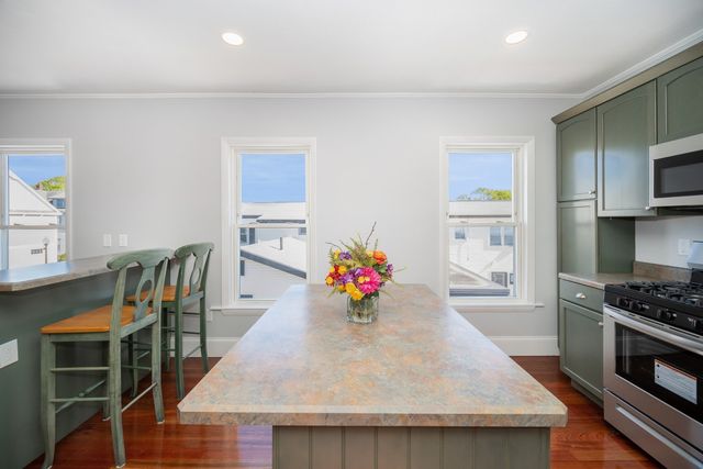 108 North Main Street 108 Up, Mansfield, MA 02048
