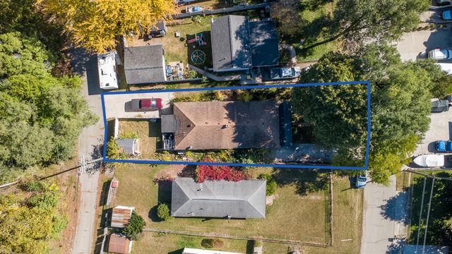 4686 Ennismore Drive, Clarkston, MI 48346