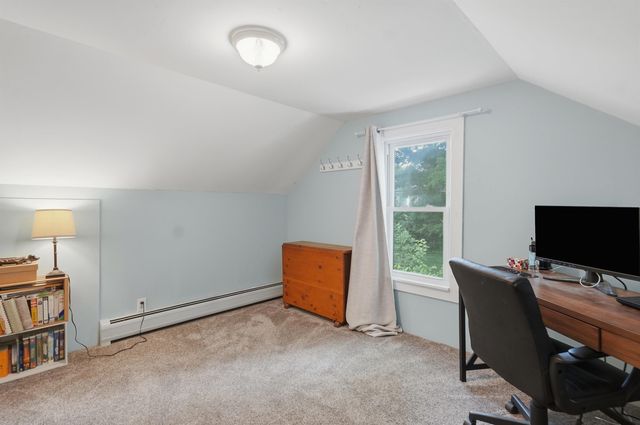 40 Mcguigan Avenue, Manchester, NH 03103