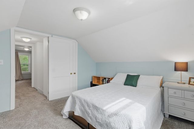 40 Mcguigan Avenue, Manchester, NH 03103