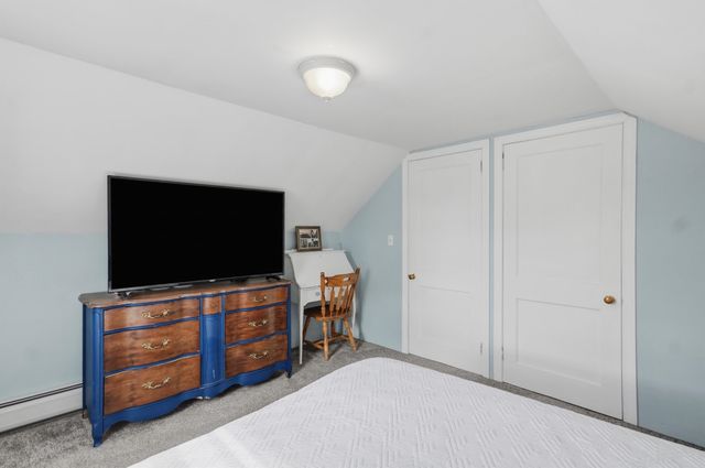 40 Mcguigan Avenue, Manchester, NH 03103