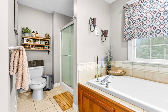 9095 Marsh Creek Circle, Galesburg, MI 49053