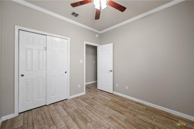202 Flinn ST, Hutto, TX 78634