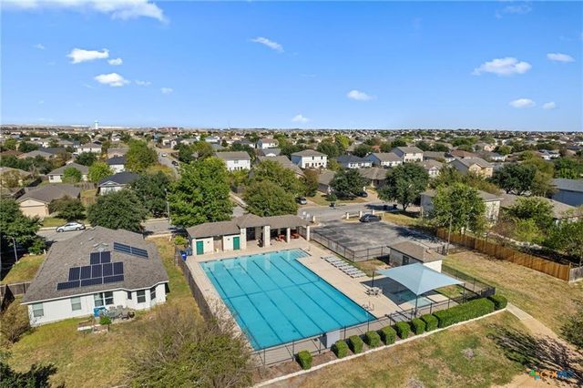 202 Flinn ST, Hutto, TX 78634