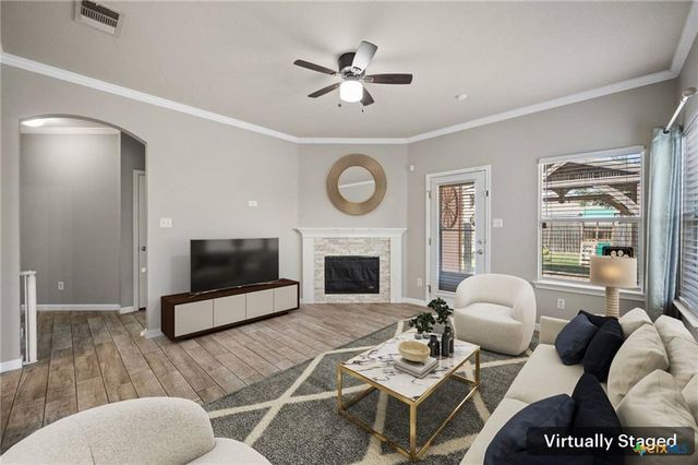 202 Flinn ST, Hutto, TX 78634