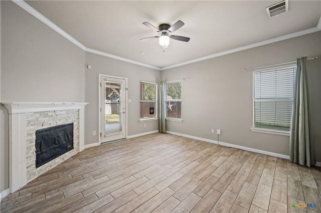 202 Flinn ST, Hutto, TX 78634