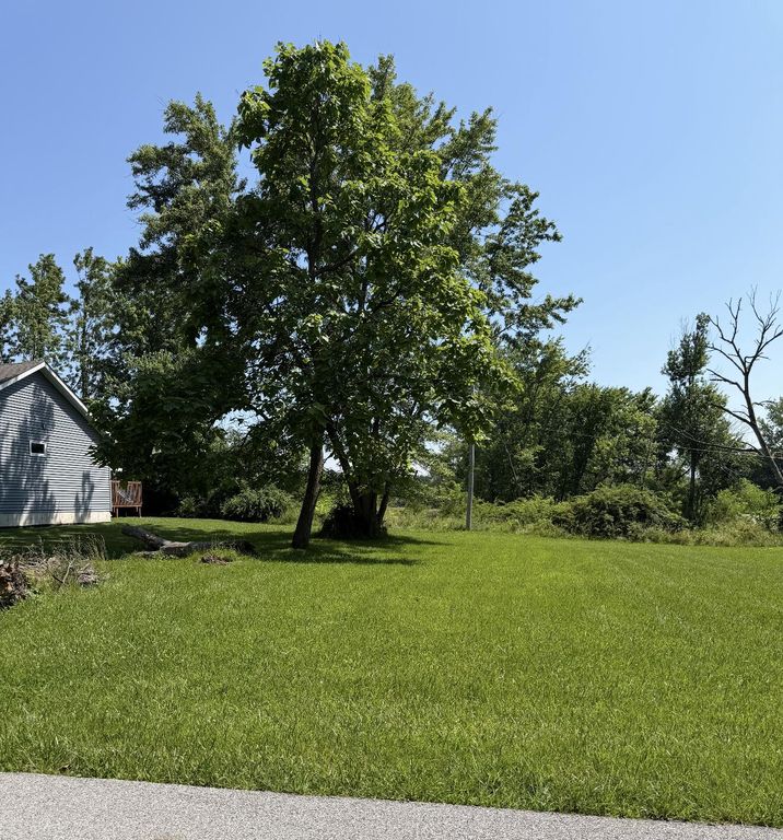 7015 W 135th Avenue, Cedar Lake, IN 46303