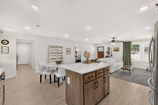 1069 Hereford Drive, Springtown, TX 76082