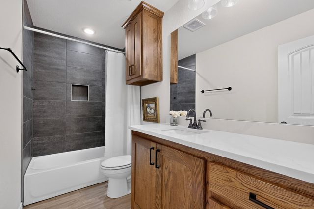 1069 Hereford Drive, Springtown, TX 76082