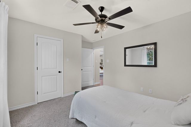 1069 Hereford Drive, Springtown, TX 76082