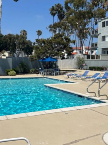 210 The Village 305, Redondo Beach, CA 90277