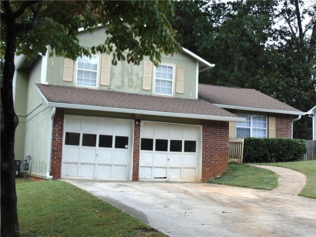 1187 Mannbrook Drive, Stone Mountain, GA 30083
